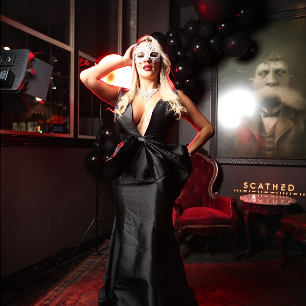 Elegant Black Evening Gown